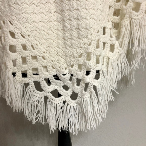 Shawl‎ Womens OS O/S Shoulder Wrap Handmade Cottage Knit Cozy Boho Coquette 90s - Picture 6 of 9